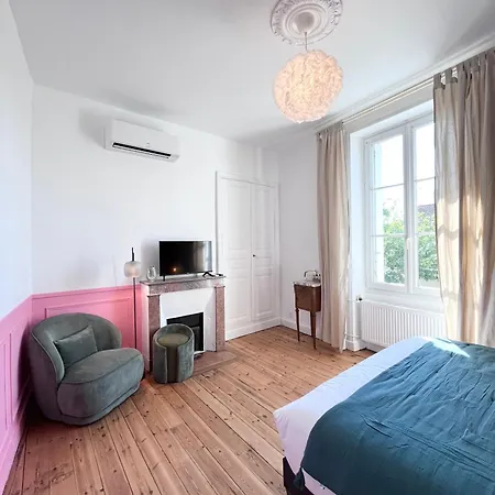 Le Clos Gabrielle Guest house *