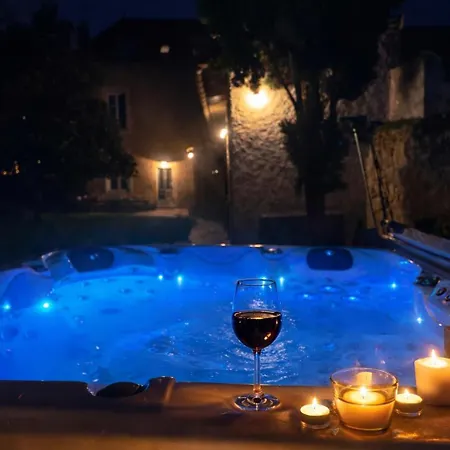 Le Clos Gabrielle ゲストハウス シャテルロー